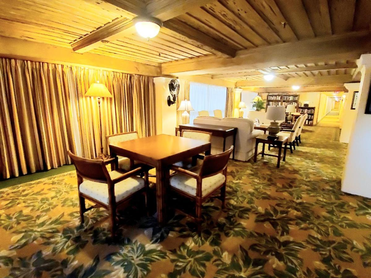 Romantic Studio In The Heart Of Palm Beach - Free Valet Service Exterior photo