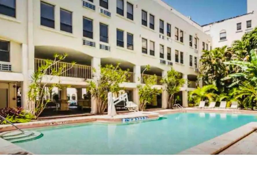 Romantic Studio In The Heart Of Palm Beach - Free Valet Service Exterior photo